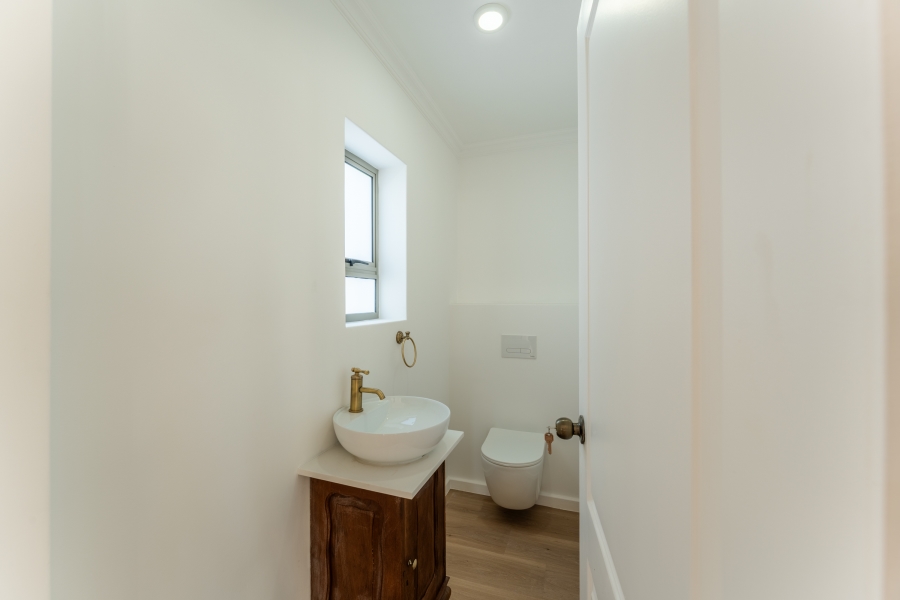 4 Bedroom Property for Sale in St Francis Links Eastern Cape